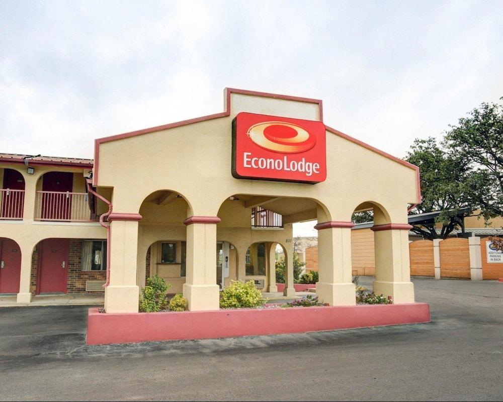 Econo Lodge San Marcos University Area Экстерьер фото