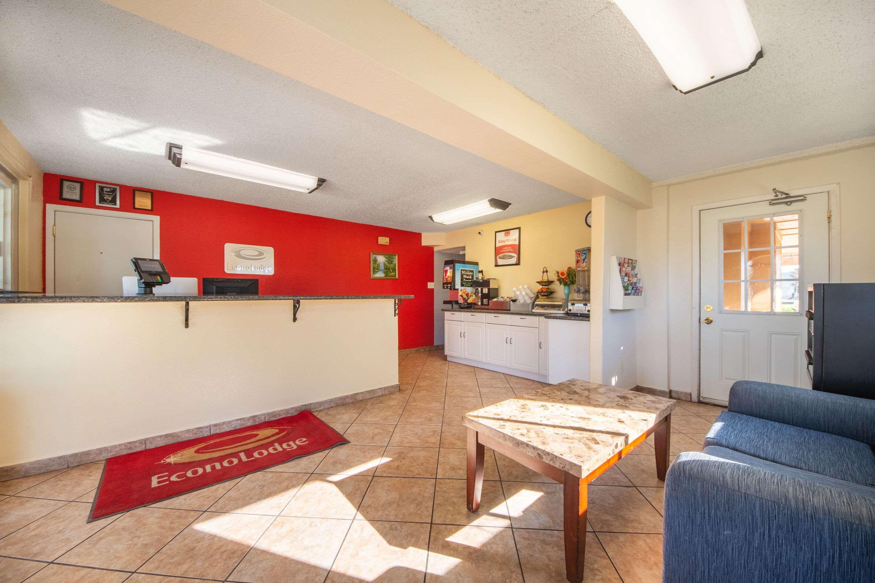 Econo Lodge San Marcos University Area Экстерьер фото
